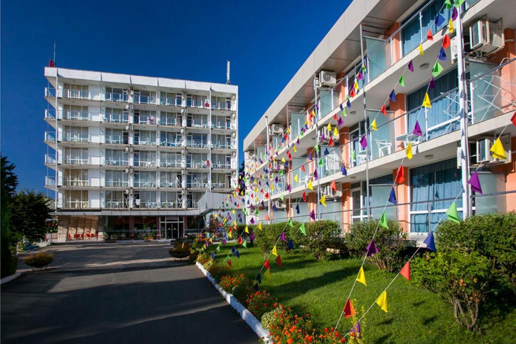 Hotel Coop - Kiten Kiten  Exteriör bild